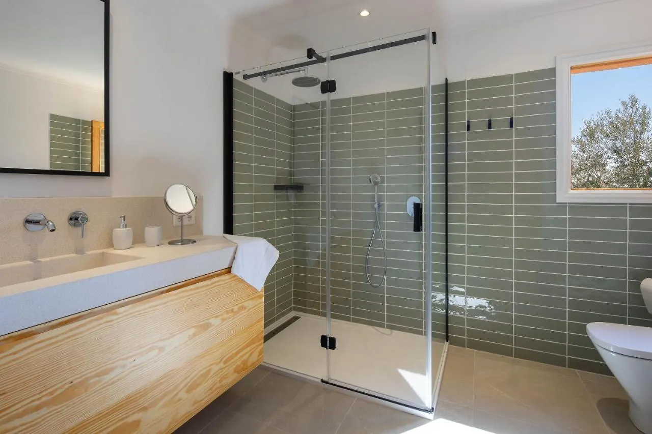 Villa Can Canavaret By Sunvillas Mallorca 波连萨港 西班牙