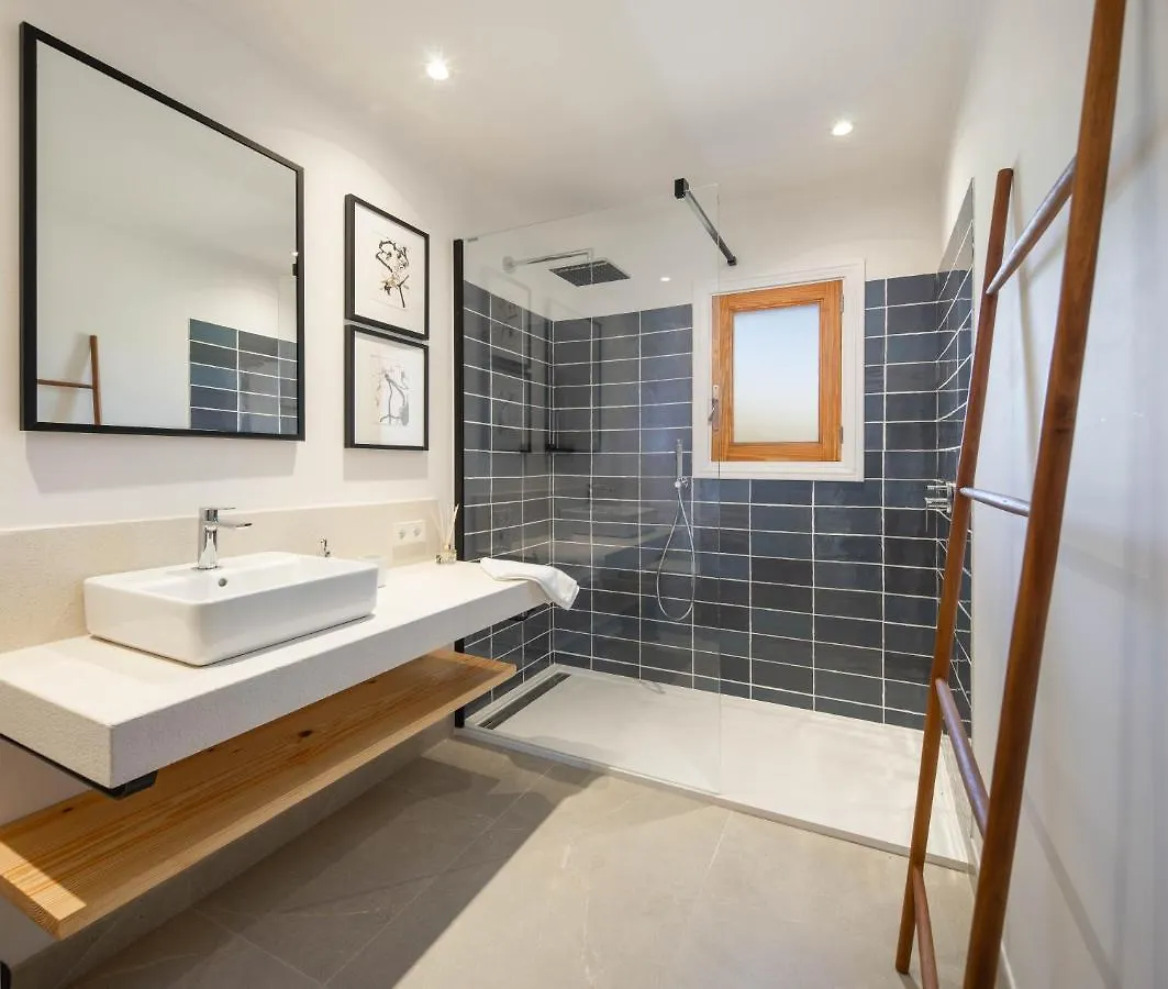 Villa Can Canavaret By Sunvillas Mallorca Port de Pollença
