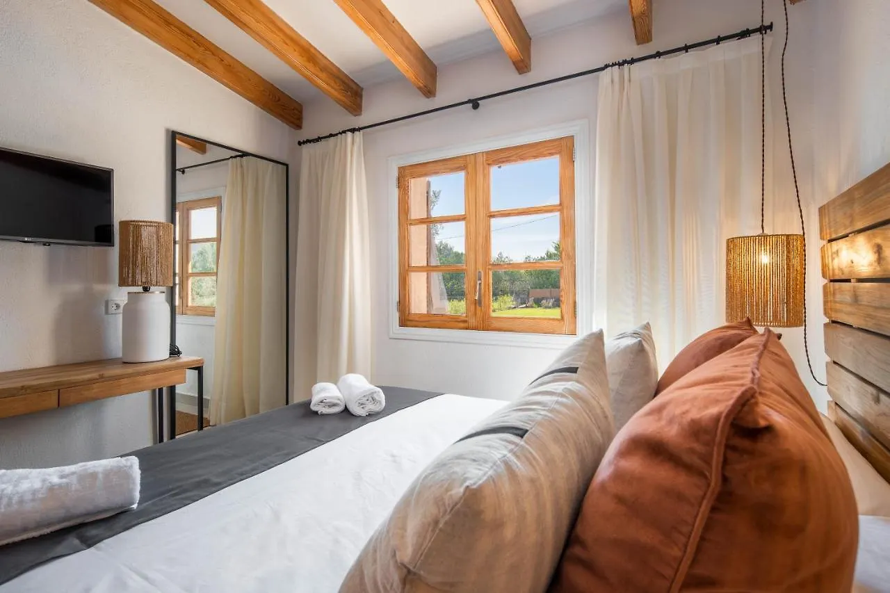 Villa Can Canavaret By Sunvillas Mallorca 波连萨港 0*,