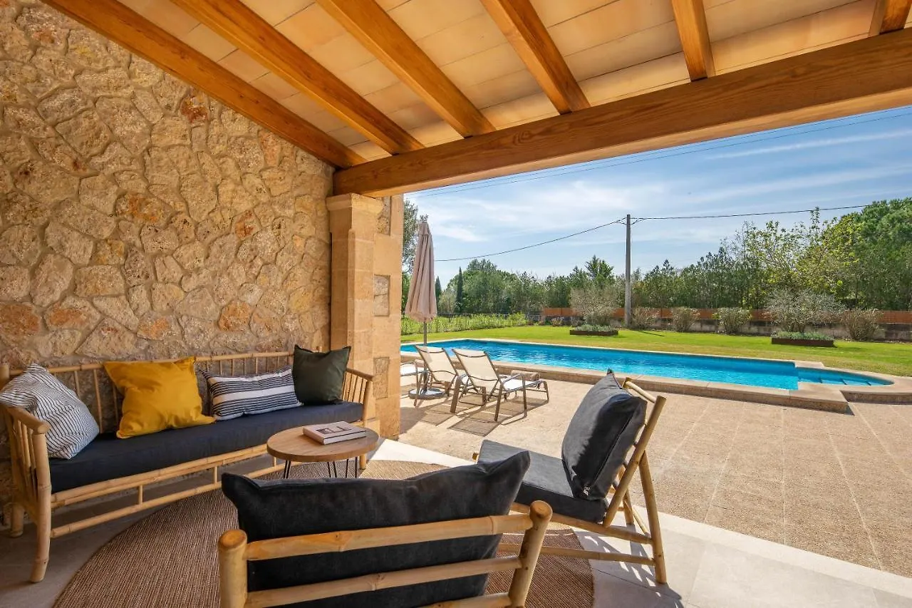 Villa Can Canavaret By Sunvillas Mallorca 波连萨港 西班牙