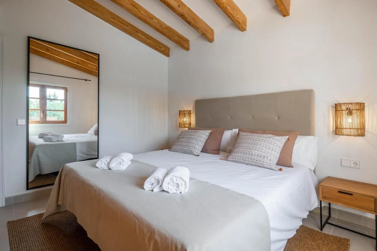 Villa Can Canavaret By Sunvillas Mallorca 波连萨港